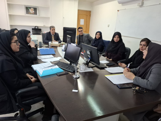 برگزاری شانزدهمین کمیته بررسی گزارش‌های مشکلات کیفی و حوادث ناگوار تجهیزات پزشکی (MDR) در دانشگاه علوم پزشکی اصفهان