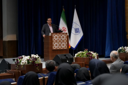 مراسم تجلیل از ماماهای نمونه استان